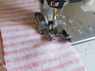 Make an accurate 1/4-inch seam.