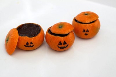 Not chocolate fans? Any flavor of pudding will do.