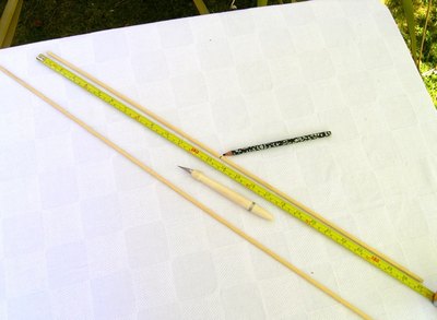 Measure and cut dowels.
