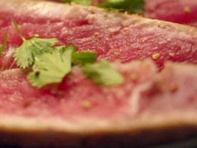How to Make Seared Ahi Tuna