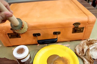 Protect the surface with creme wax