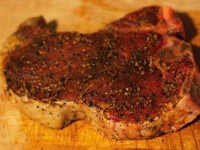 How to Cook a T-Bone Steak on the Stove
