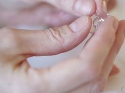 Thread the bobbin