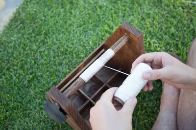 Adding nylon sting to the handle.