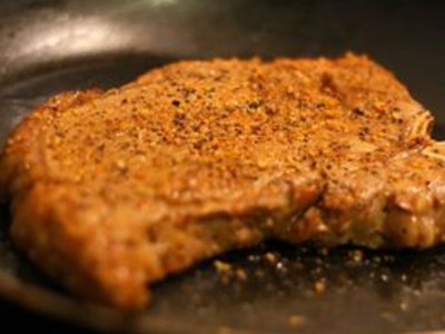 How to Cook a T-Bone Steak on the Stove