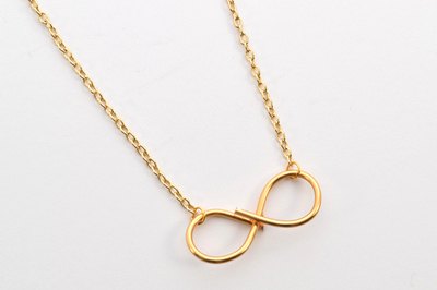 Make a super simple infinity necklace with just one strand of wire.