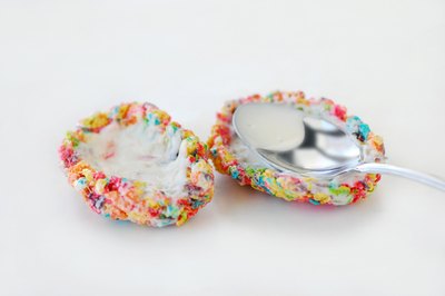 Use Spoon to Coat Maraca Halves