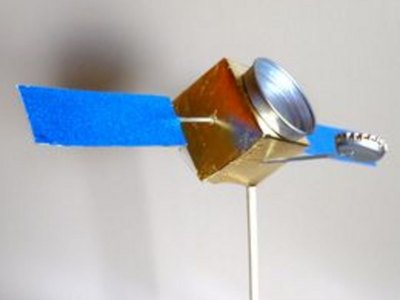 Attach baby food cap