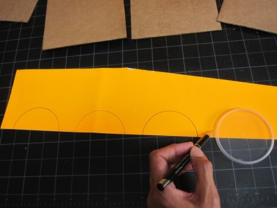 Trace semi-circles.