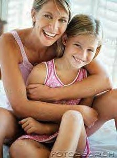 I love hugging. I wish I was an octopus, so I could hug 10 people at a time. ~Drew Barrymore
