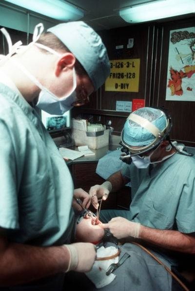 http://en.wikipedia.org/wiki/File:Dental_surgery_aboard_USS_Eisenhower,_January_1990.JPEG