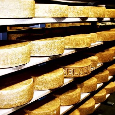 Aging raclette wheels