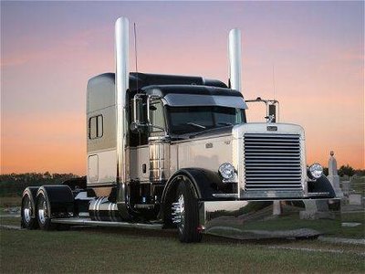 The History of Peterbilt Trucks