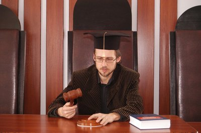 Read and understand ALF Florida state statutes and administrative code.