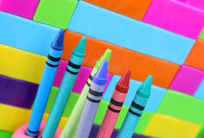 Teach children about perseverance through craft projects.