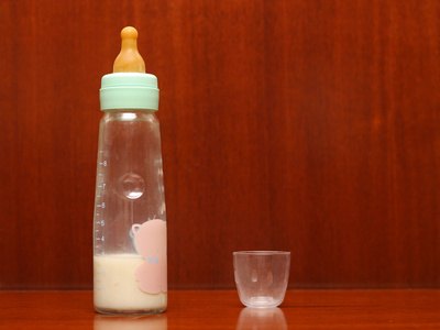 Baby formula and breast milk are allowed in carry-on luggage.