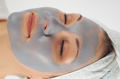 Chemical peels, microdermabrasion and blue light therapy are all less invasive forms of skin resurfacing that are used to treat stretch marks.
