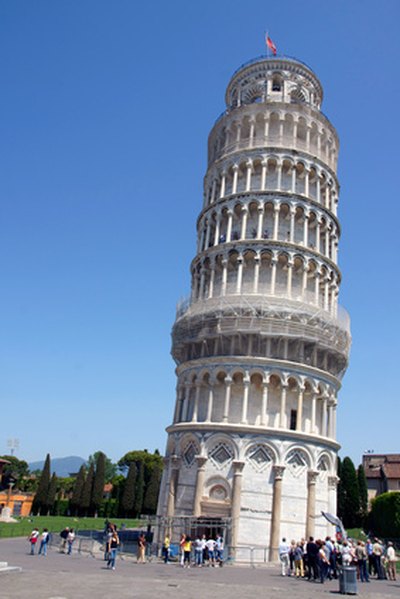 The tower started to lean shortly after construction started.