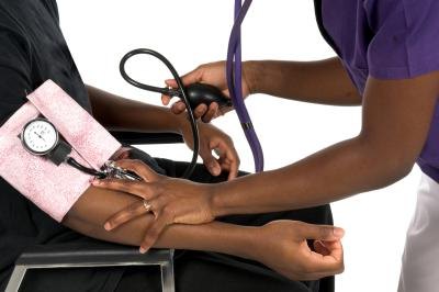Doctors will look for specific symptoms when determining if your eye pain is related to your high blood pressure.