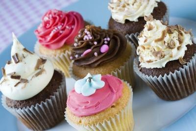 Make cupcakes that are themed to your party!