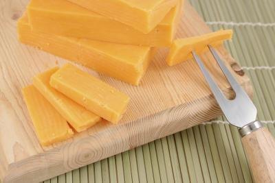 Sliced longhorn cheese