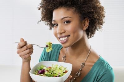 Knowing what foods and beverages to consume with interstitial cystitis can help with your discomfort and pain.