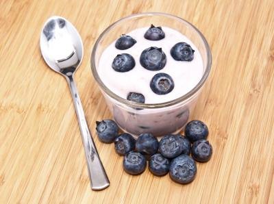 Yogurt with blueberries