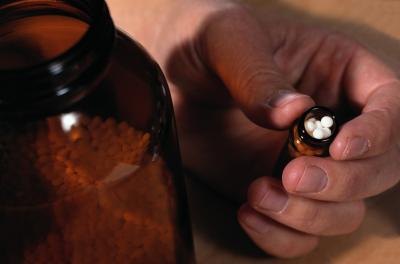 Epsom salt can't remedy yeast infections.