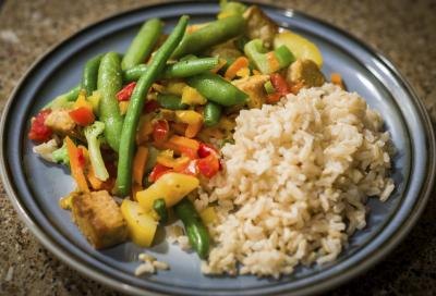 Brown rice is a healthier choice for diabetics.