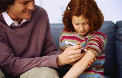 Some medical insurance plans will cover insulin syringe costs.