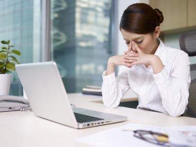 Fatigue is a sign of an overactive thyroid.