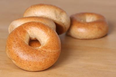 Whole wheat bagels
