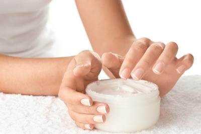 Vitamin E Sticks and Gels will reduce the appearance of scars and stretch marks.