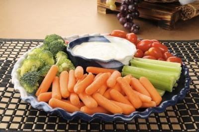 Vegetables tray with dip