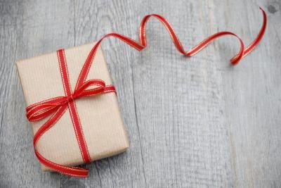 Cute gifts given to a boyfriend can be handmade.