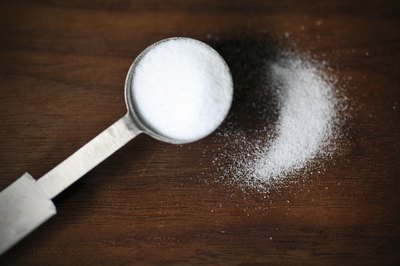 Baking soda is one ingredient to help remove skin tags.