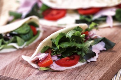 East 5-6 mini meals a day.