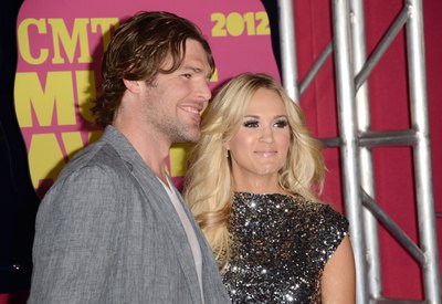Hockey player Mike Fisher and Wife Carrie Underwood
