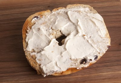 Bagel with cream cheese