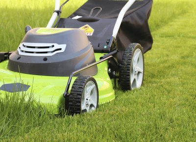 Mulching collector running on grass.