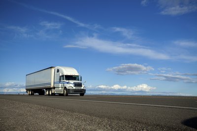 Truck drivers in the U.S. earned an average hourly wage of $17.92.