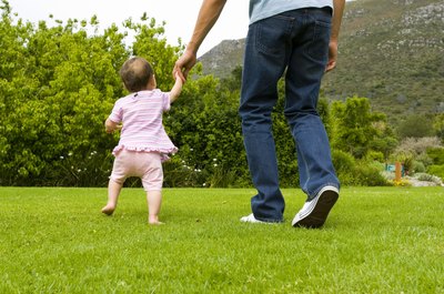 17-month-old girls have an average height of 31.5 inches