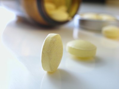 The first line of defense for treating knee pain is pain relievers and anti-inflammatory medications.