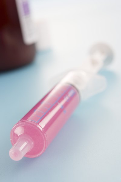 Medicine syringe