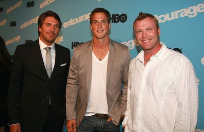 Vincent Lecavalier with teammates