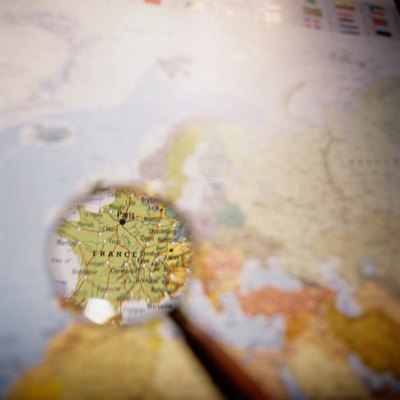 Make invitations that look like maps.