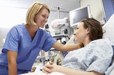 PayScale's data shows that gaining experience as an ER tech leads to significant increases in average pay.
