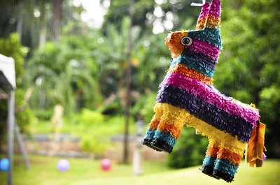 A piñata
