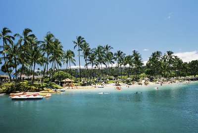 The tropical paradise of Hawaii attracts countless tourists.