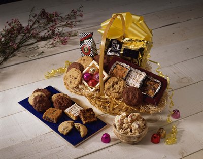 sweet tooth gift basket